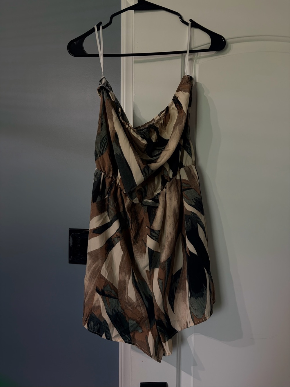 SHEIN Strapless Abstract Print Romper in Brown and Green